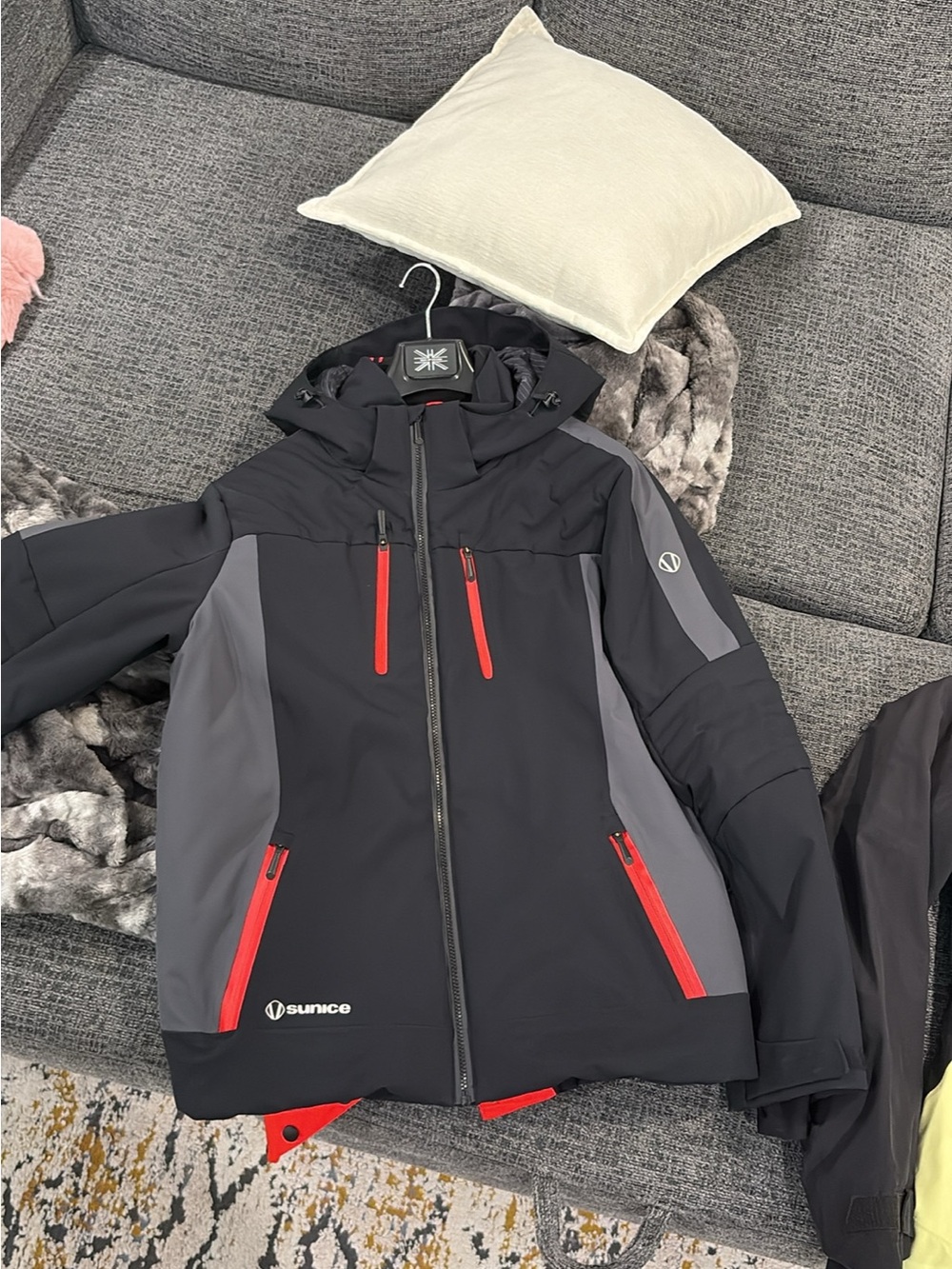 Sunice Black & Gray Ski Jacket with Red Zippers